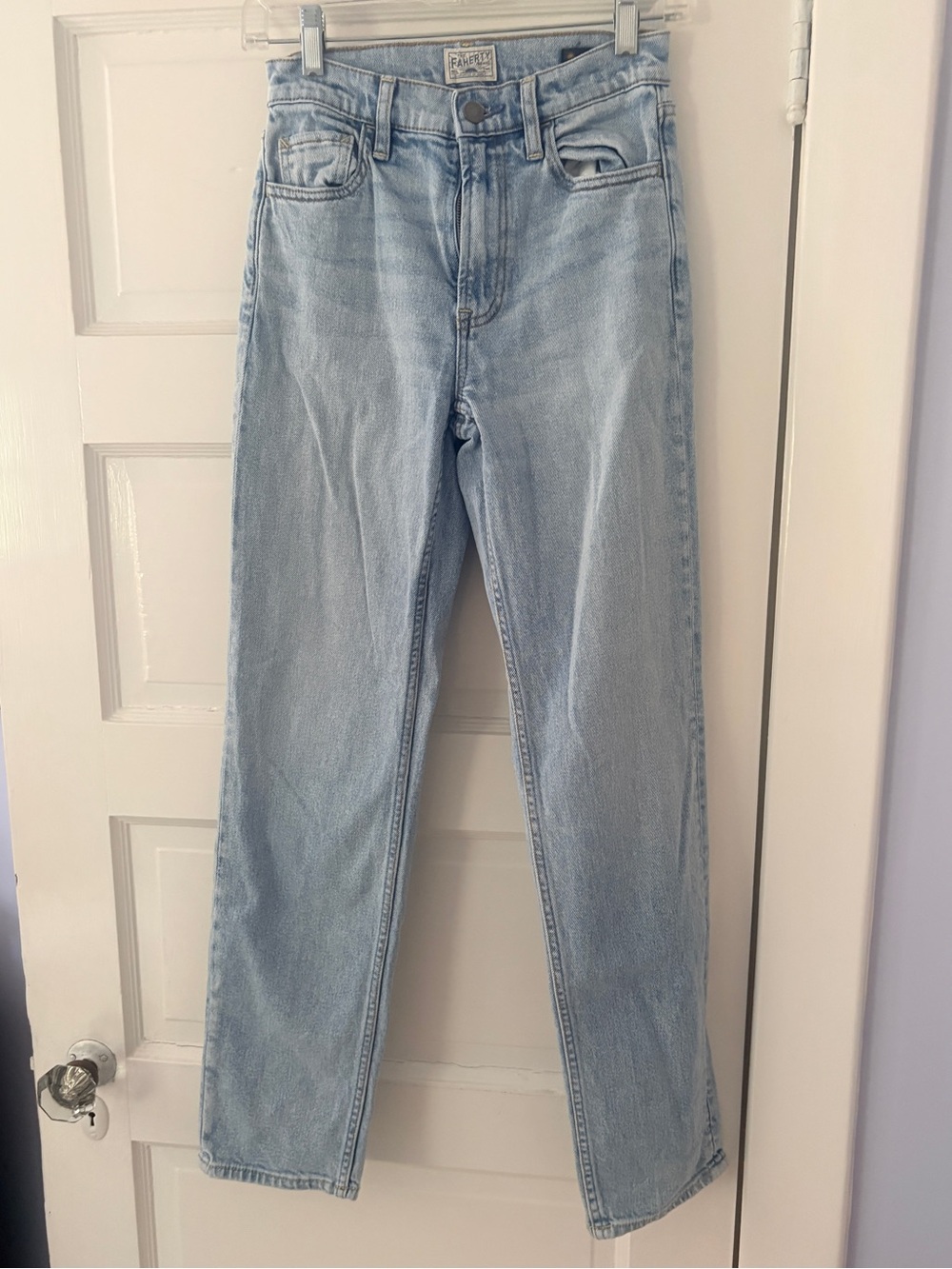 Faherty Women's Organic Cotton Slim Straight Denim Light Wash Size 25